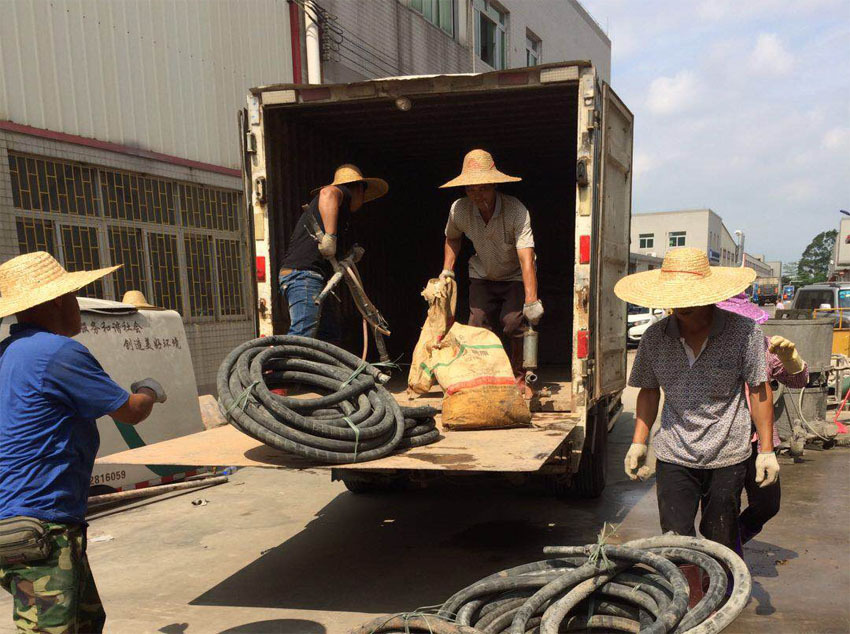 安次一部件厂房地基出现下沉注浆加固